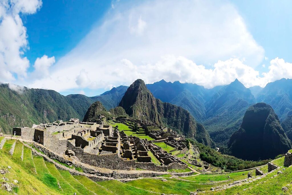 Tour a Machu Picchu por tren   2 Días